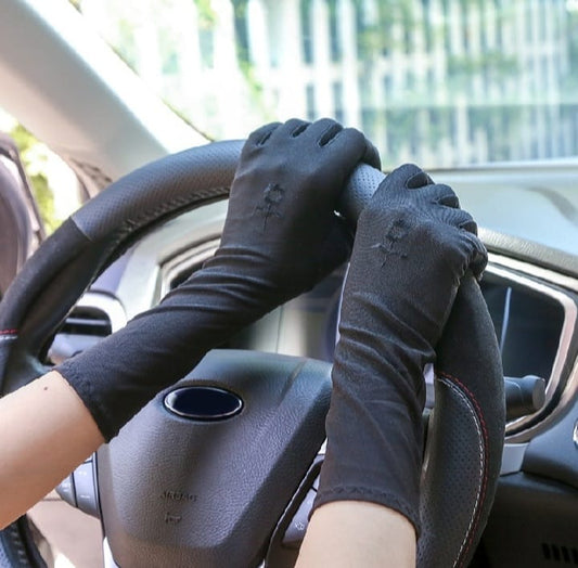 Hand Gloves